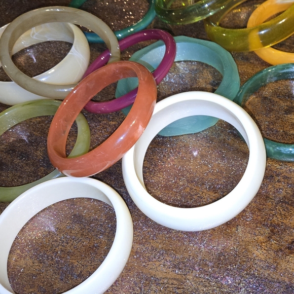 Lucite Bangle Bracelet Set Vintage - Picture 6 of 7